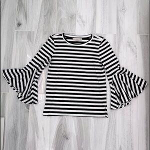 Loft ladies long sleeve ruffled top